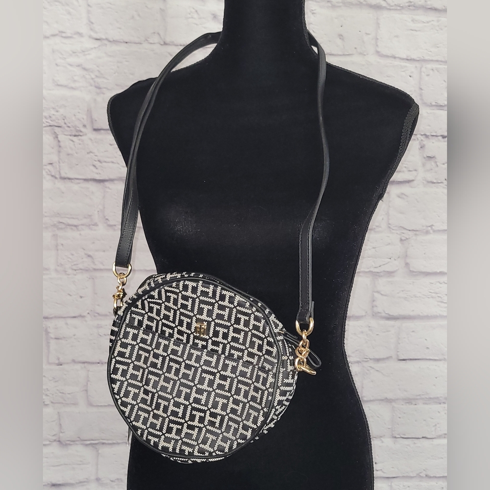 Stylish Black and White Patterned Women's Bag